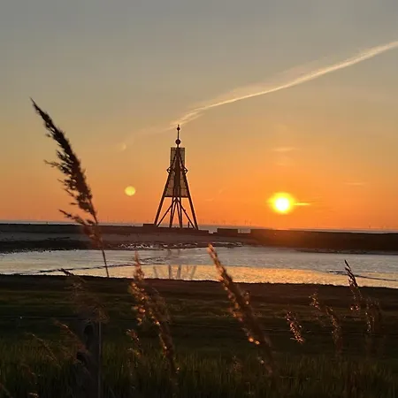 Strandnixe 306 Mit Panoramafenster Zum Norden, 2 Schlafzimmer Und Balkon Zum Norden, Einbaukueche Mit Geschirrspueler ,fahrstuhl, Pkw Stellplatz ! Wlan ! شقة